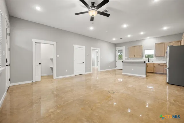 $339,000 | 526 Eastview Drive, Canyon Lake, TX 78133