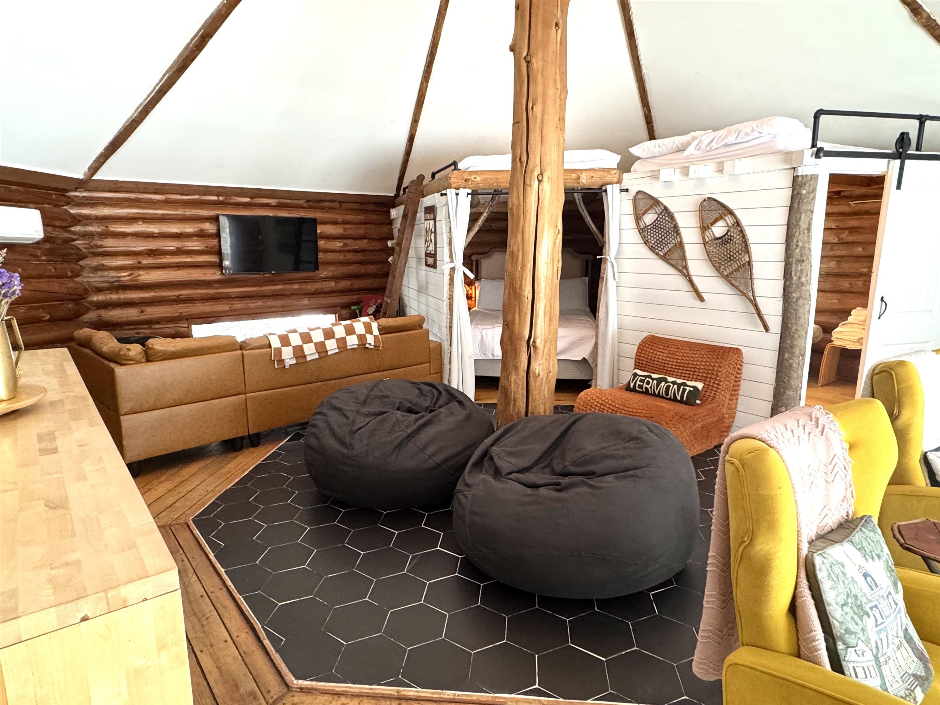 438 Old Bradley Road St. Johnsbury, VT 05819 - Photo 7 of 22