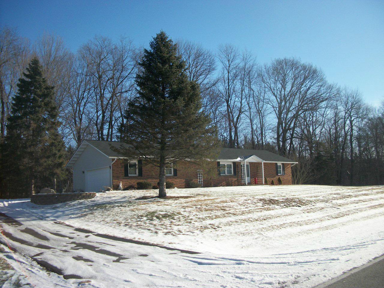 3735 Headleys Mill Road Southwest Pataskala, OH 43062 - Photo 1 of 20