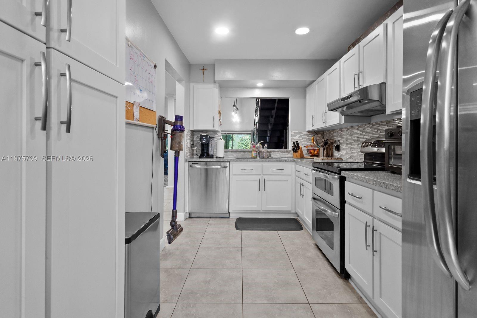 4169 South Pine Island Road Davie, FL 33328 - Photo 9 of 45