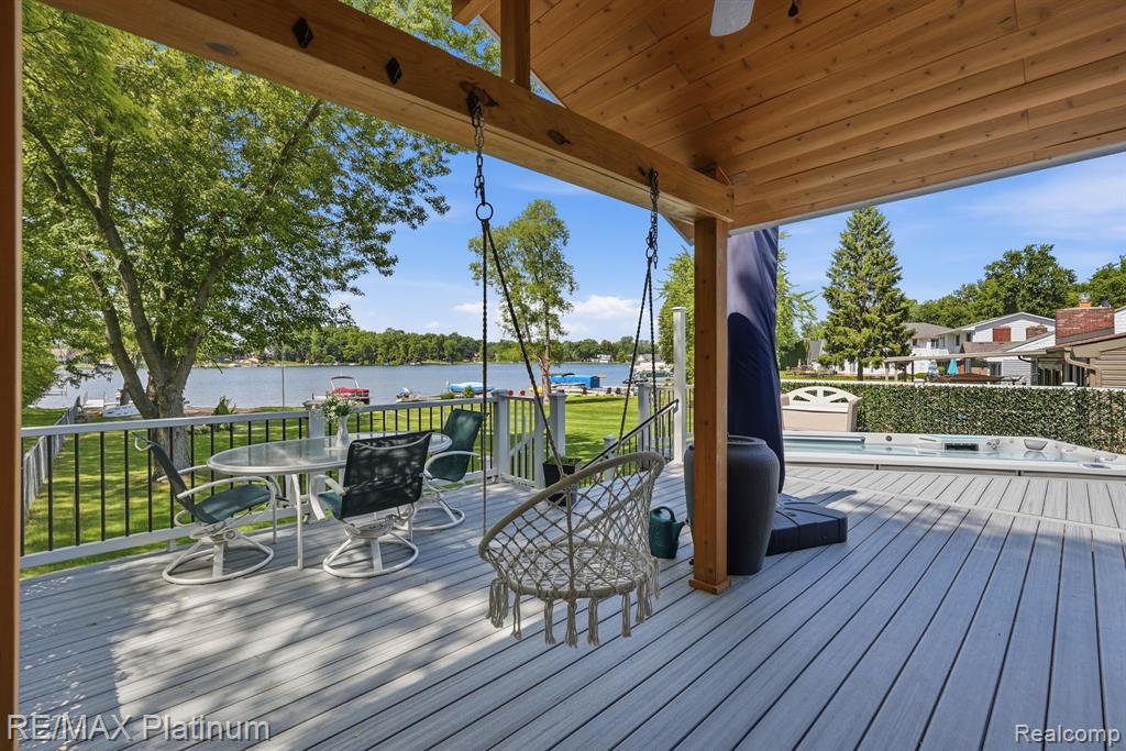 1612 South Hughes Road Brighton, MI 48114 - Photo 20 of 53