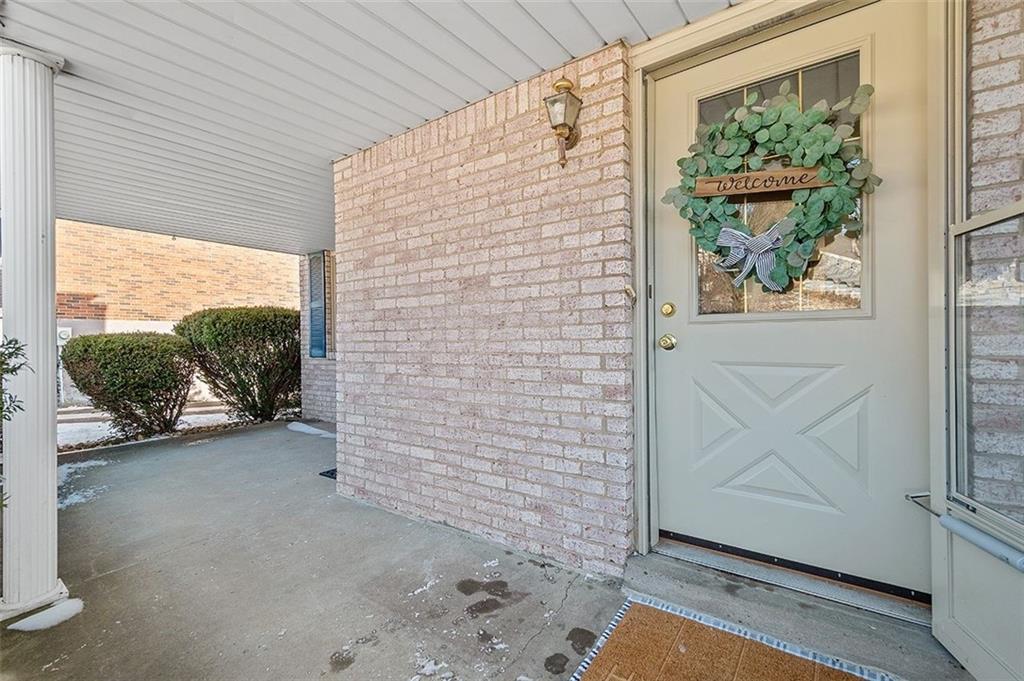 1024 Sundance Drive McKees Rocks, PA 15136 - Photo 4 of 25 Gallery Image 4