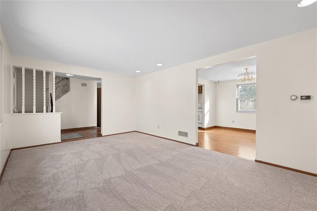 1024 Sundance Drive McKees Rocks, PA 15136 - Photo 7 of 25 Gallery Image 7