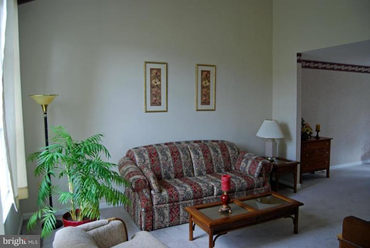 3 Appling Road Stafford, VA 22554 - Photo 2 of 18 Living Room