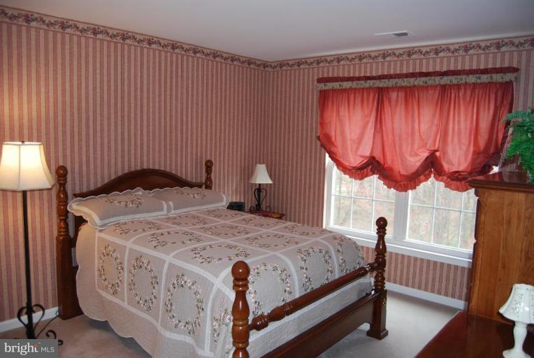 3 Appling Road Stafford, VA 22554 - Photo 6 of 18 Beautiful large bedrooms