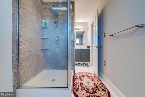 a view of walk in closet