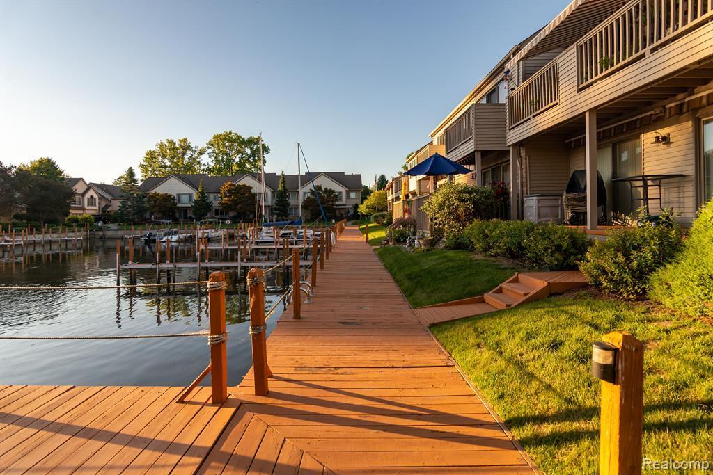 27870 Reo Road, Unit A Grosse Ile, MI 48138 - Photo 7 of 40 27870 7