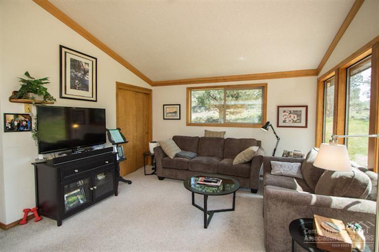 23220 Highway 20 Bend, OR 97701 - Photo 9 of 25 Additional Photo