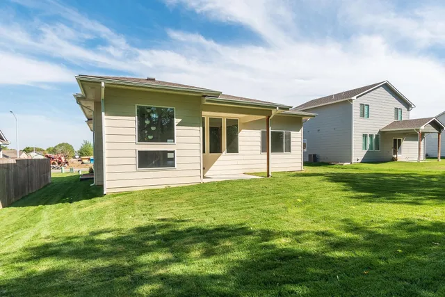 $424,216 | 629 South Clear Creek Street, Wichita, KS 67230