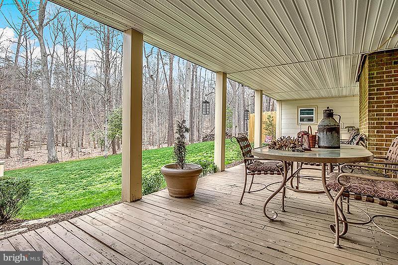 7606 Maple Branch Road Clifton, VA 20124 - Photo 26 of 30 Exterior (Rear)