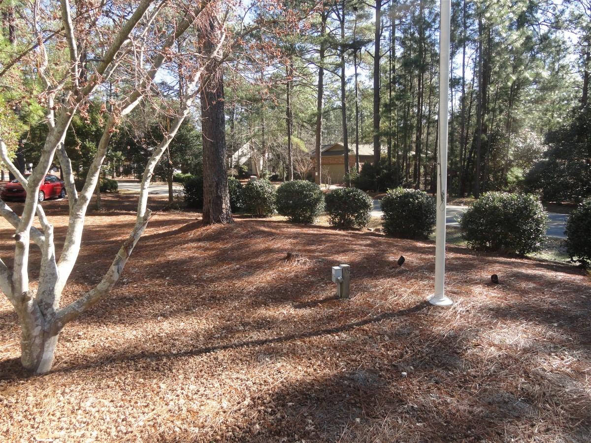 155 Lake Hills Road Pinehurst, NC 28374 - Photo 2 of 24 frontyard