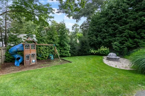 $1,425,000 | 223 Middlesex Road, Darien, CT 06820
