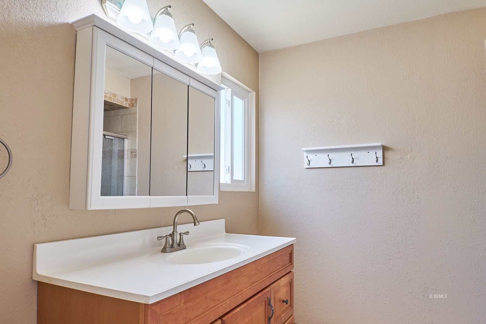 1112 Krista Court Ridgecrest, CA 93555 - Photo 18 of 35 Gallery Image 18