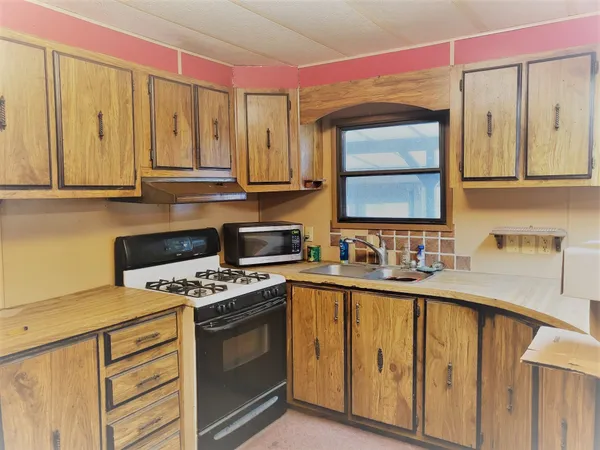 $55,000 | 29477 97th Road, Arkansas City, KS 67005