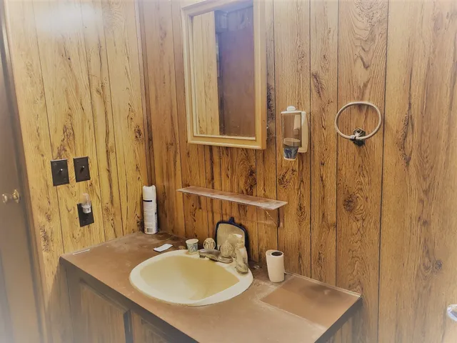 $55,000 | 29477 97th Road, Arkansas City, KS 67005