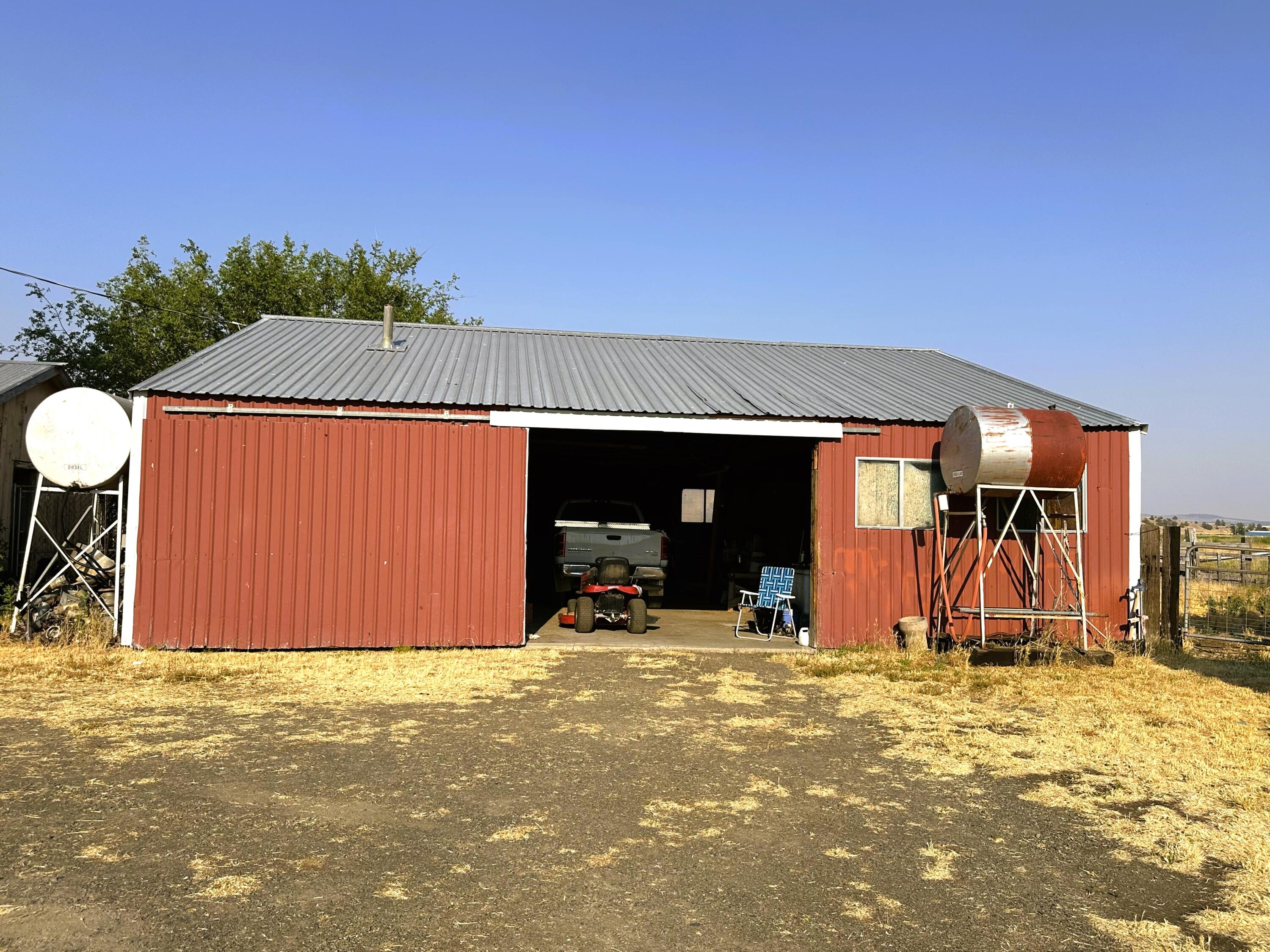 29828 Micka Road Malin, OR 97632 - Photo 16 of 53 IMG_0238