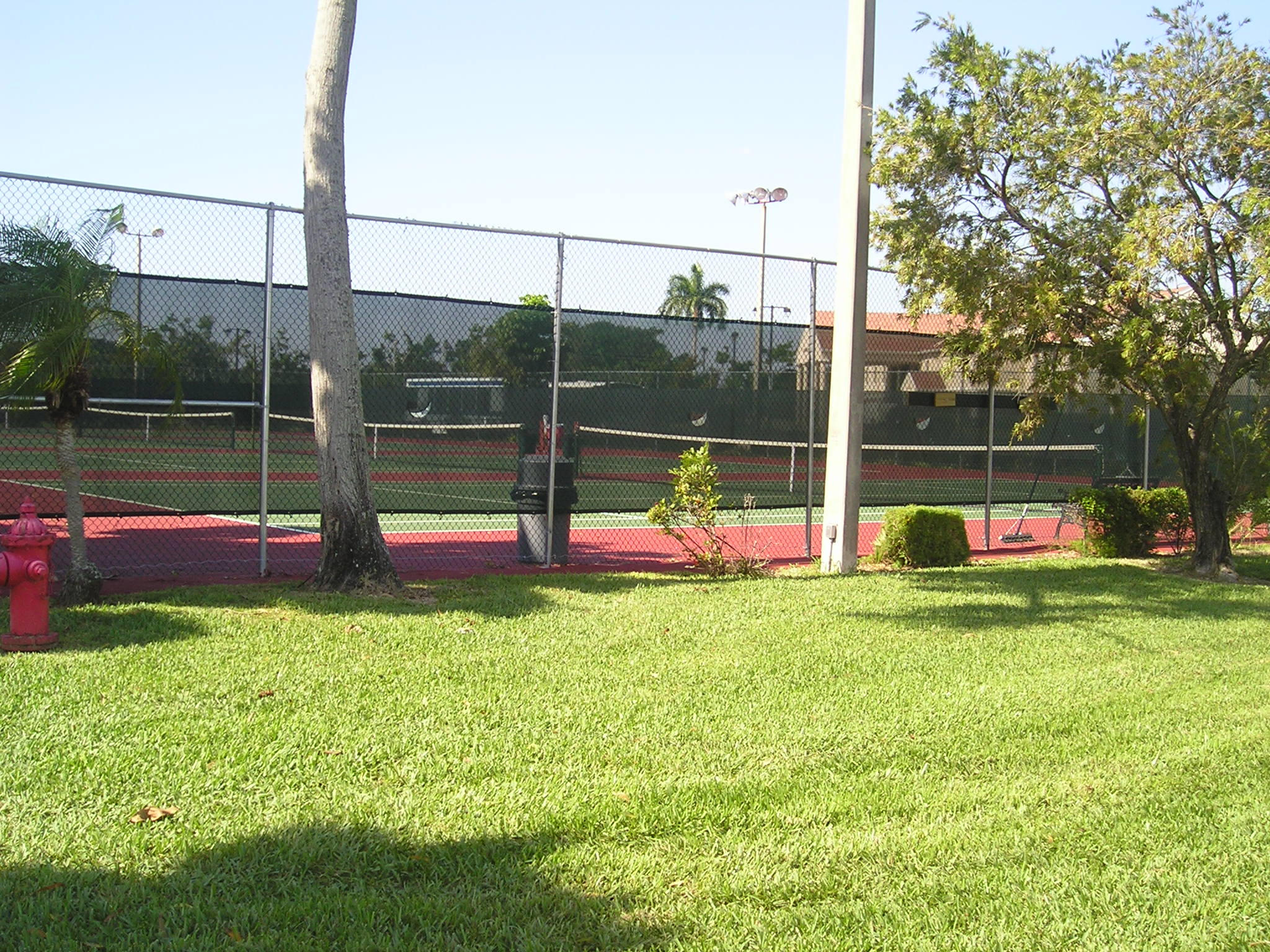 36 Preston A, Unit 36 Boca Raton, FL 33434 - Photo 4 of 6 Tennis Courts