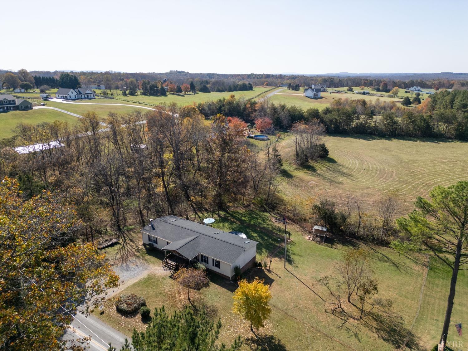2540 Goode Road Goode, VA 24556 - Photo 34 of 37
