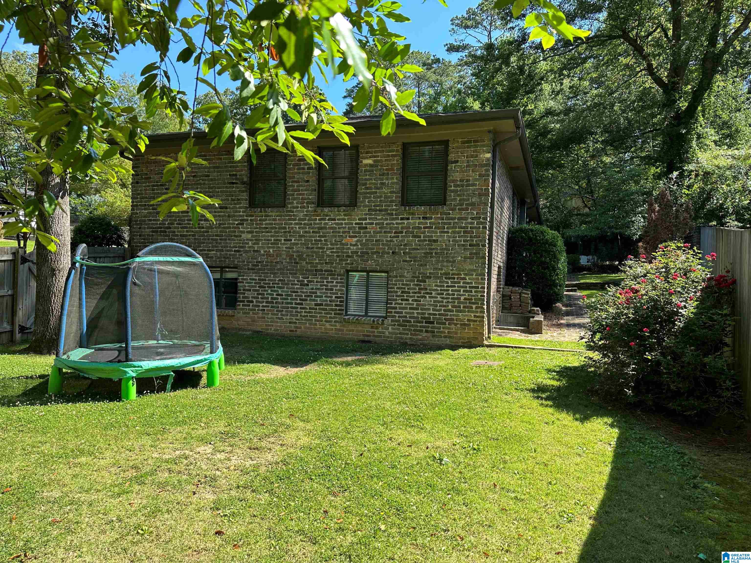 701 Belmont Road Birmingham, AL 35209 - Photo 37 of 45