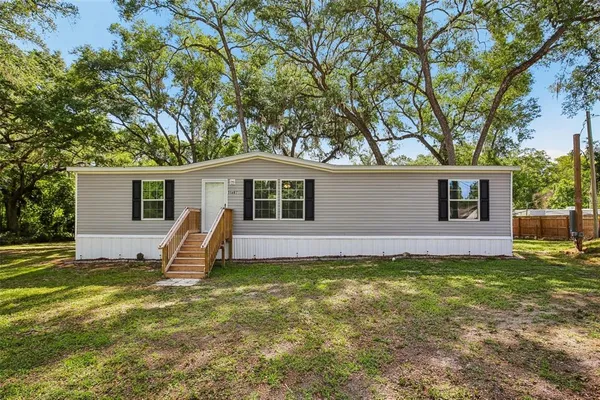 $249,900 | 11487 Southwest 42nd Terrace, Webster, FL 33597