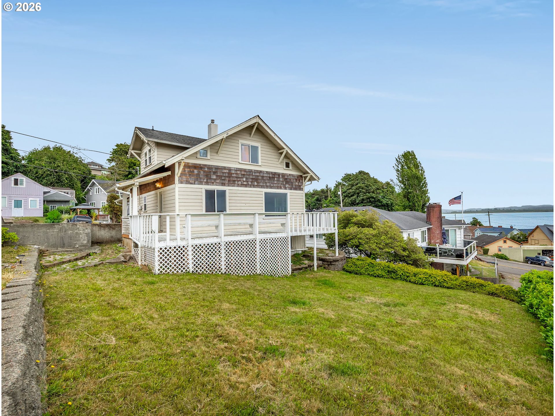 590 Rivington Street Astoria, OR 97103 - Photo 2 of 37