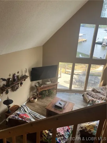 $625,000 | 52 Paradise Valley Road, Gravois Mills, MO 65037