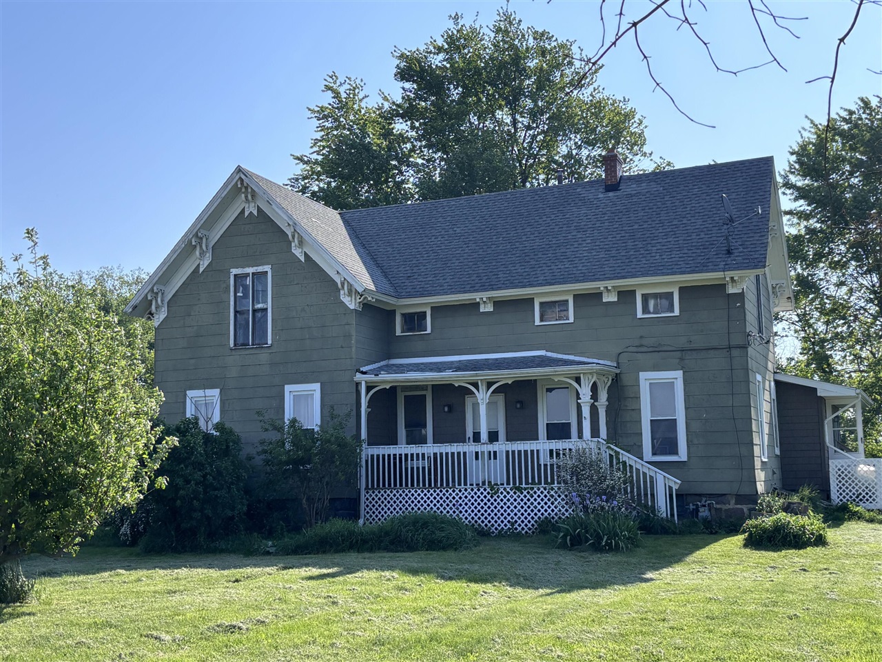 10785 Hitchingham Road Milan, MI 48160 - Photo 3 of 40
