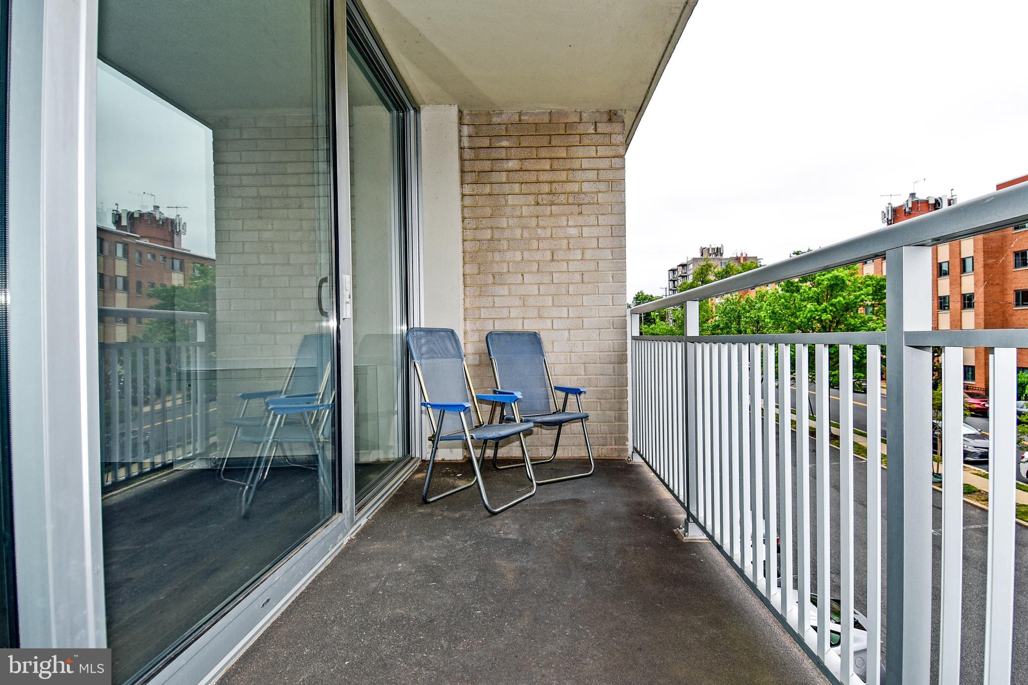1301 South Arlington Ridge Road, Unit 308 Arlington, VA 22202 - Photo 16 of 45 Balcony