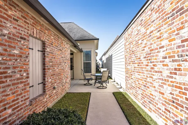 $330,000 | 14029 Wetherly Drive, Baton Rouge, LA 70810