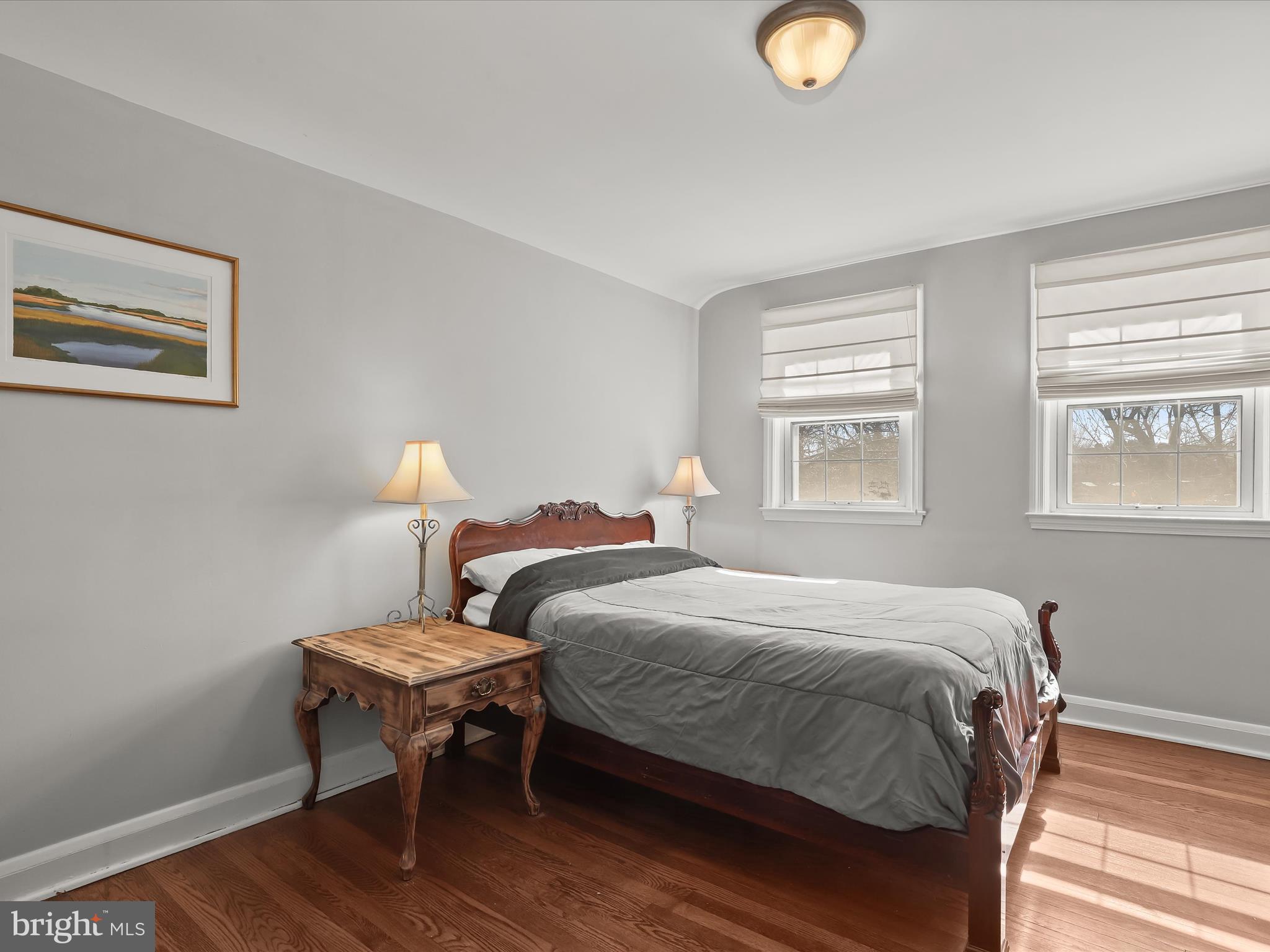 1632 Aberdeen Road Towson, MD 21286 - Photo 18 of 35 a bedroom with a bed and a window