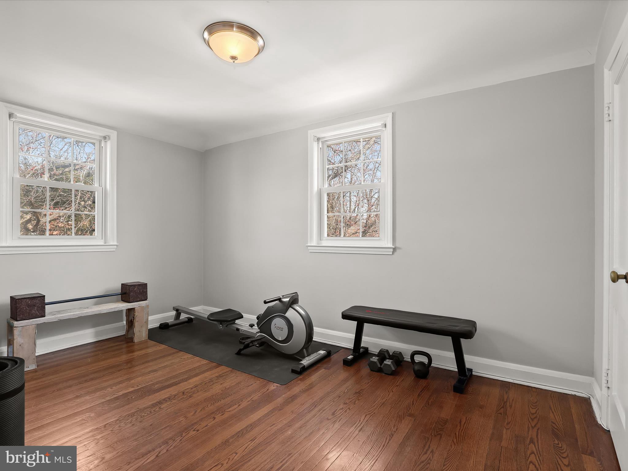 1632 Aberdeen Road Towson, MD 21286 - Photo 23 of 35 a living room with furniture and a wooden floor