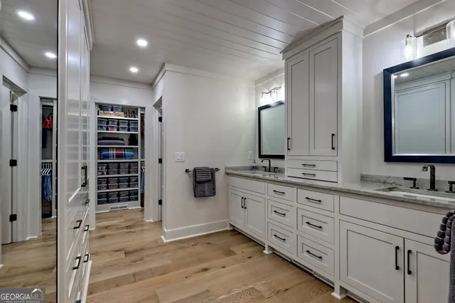 $3,300,000 | 513 Georgia Lane, Lakemont, GA 30552