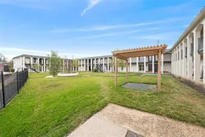 $1,249 | 5911 Sheridan Avenue, Unit C202, Austin, TX 78723