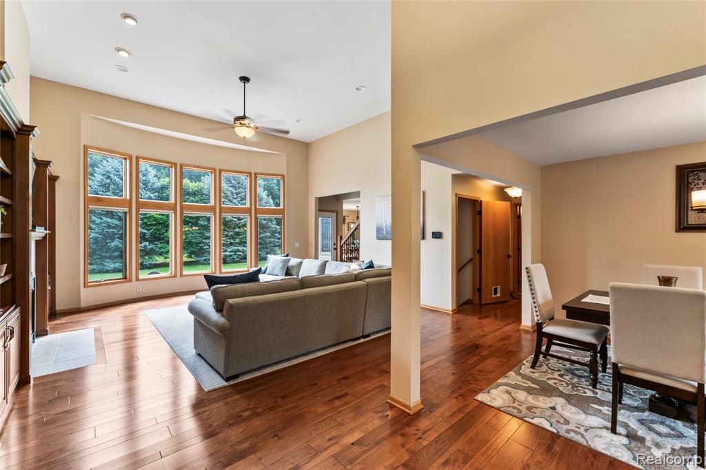 6541 East Ridge Court Brighton, MI 48116 - Photo 7 of 50