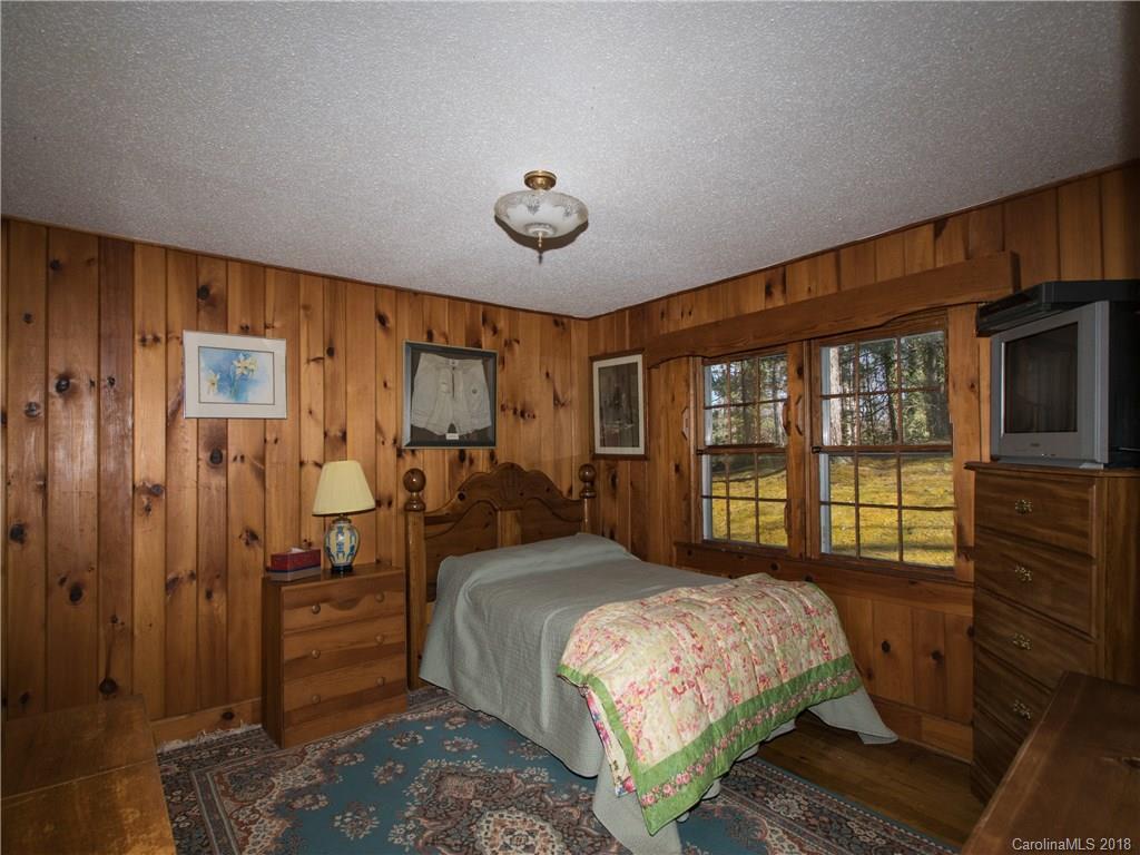 215 Picnic Point Road Lake Lure, NC 28746 - Photo 19 of 31 Gallery Image 19