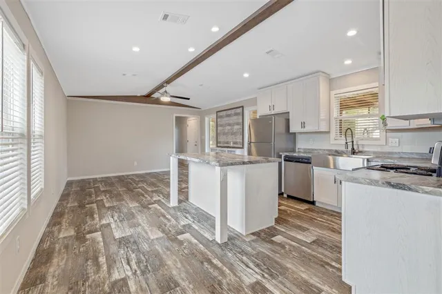 $1,200 | 100 Emrie Lane, Leesville, LA 71446