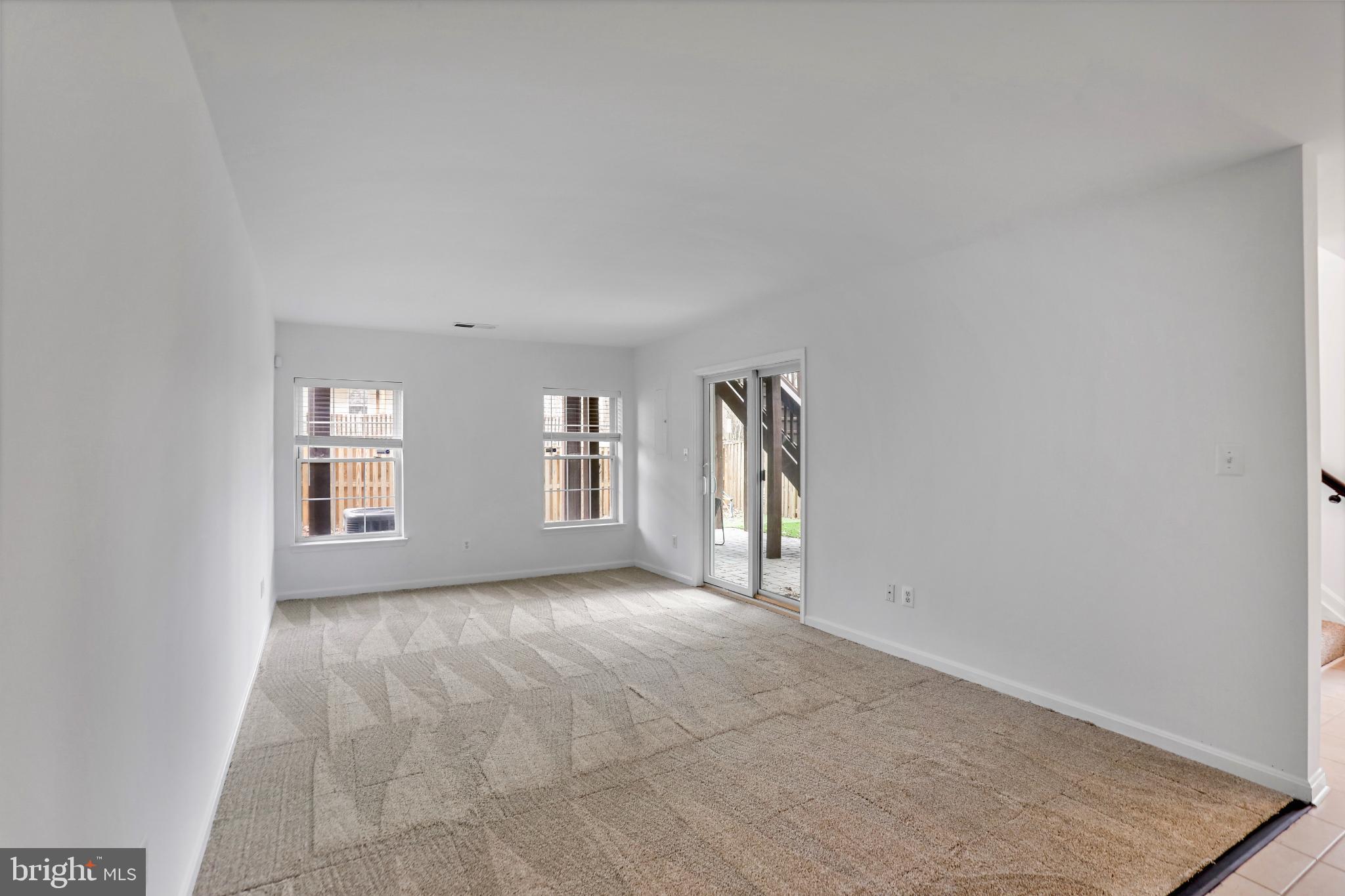 20381 Farmgate Terrace Ashburn, VA 20147 - Photo 24 of 31 an empty room with windows