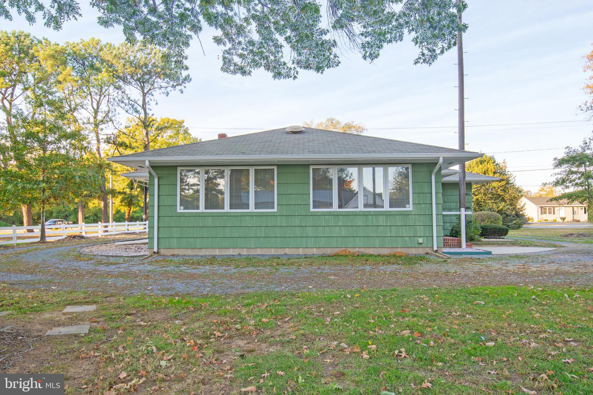 18532 Johnson Road Lincoln, DE 19960 - Photo 4 of 55 a view of outdoor space yard and front view of a house