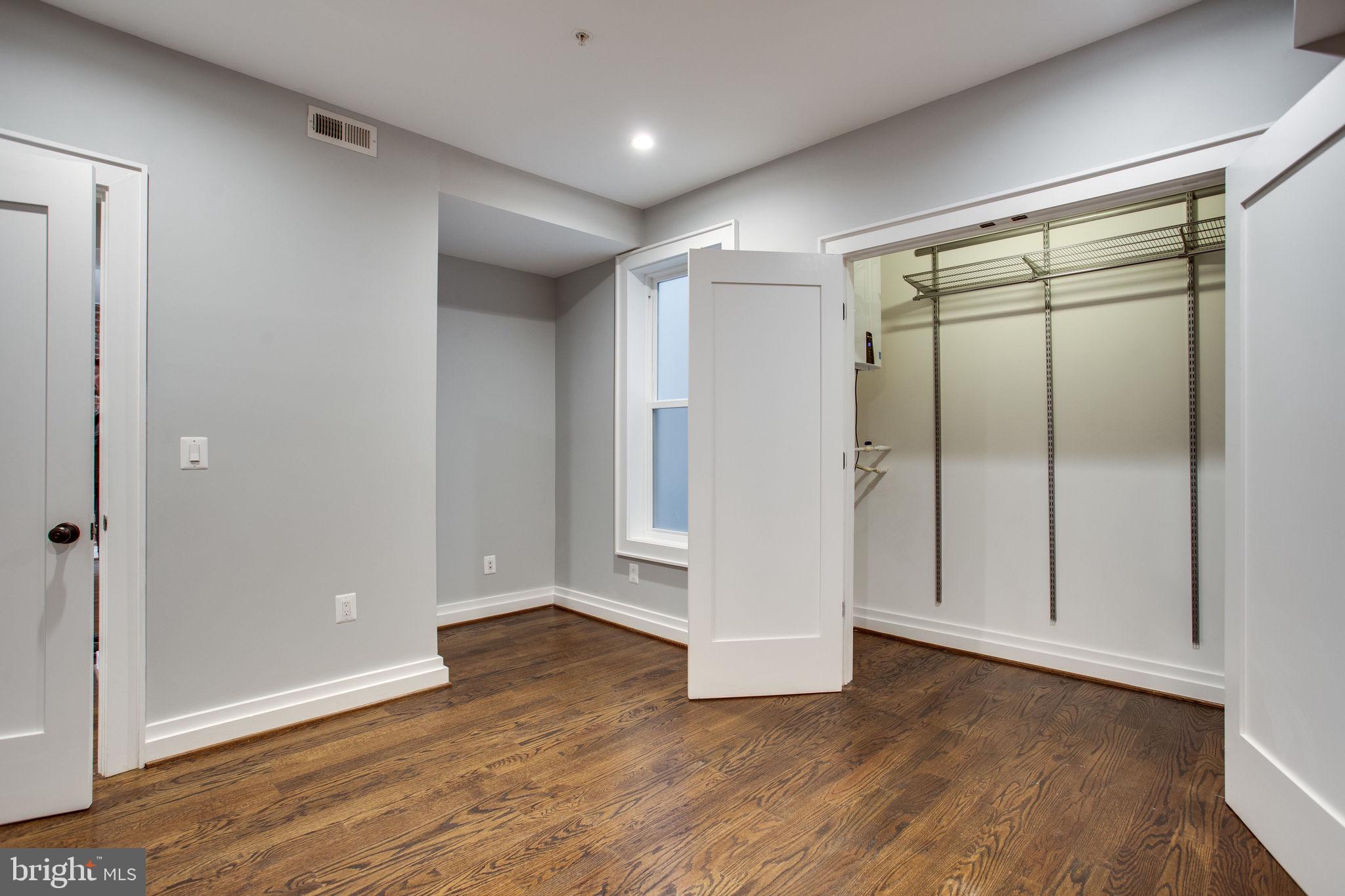 2303 Ontario Road Northwest, Unit 5 Washington, DC 20009 - Photo 22 of 38