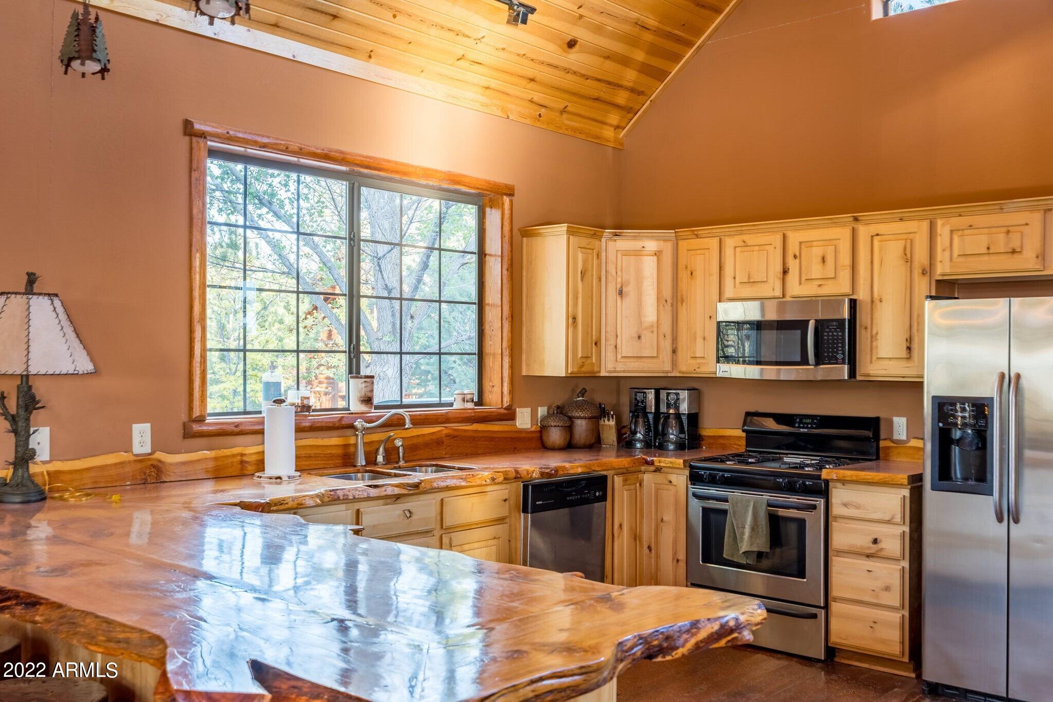 2322 Overgaard Springs Loop Overgaard, AZ 85933 - Photo 27 of 34 30