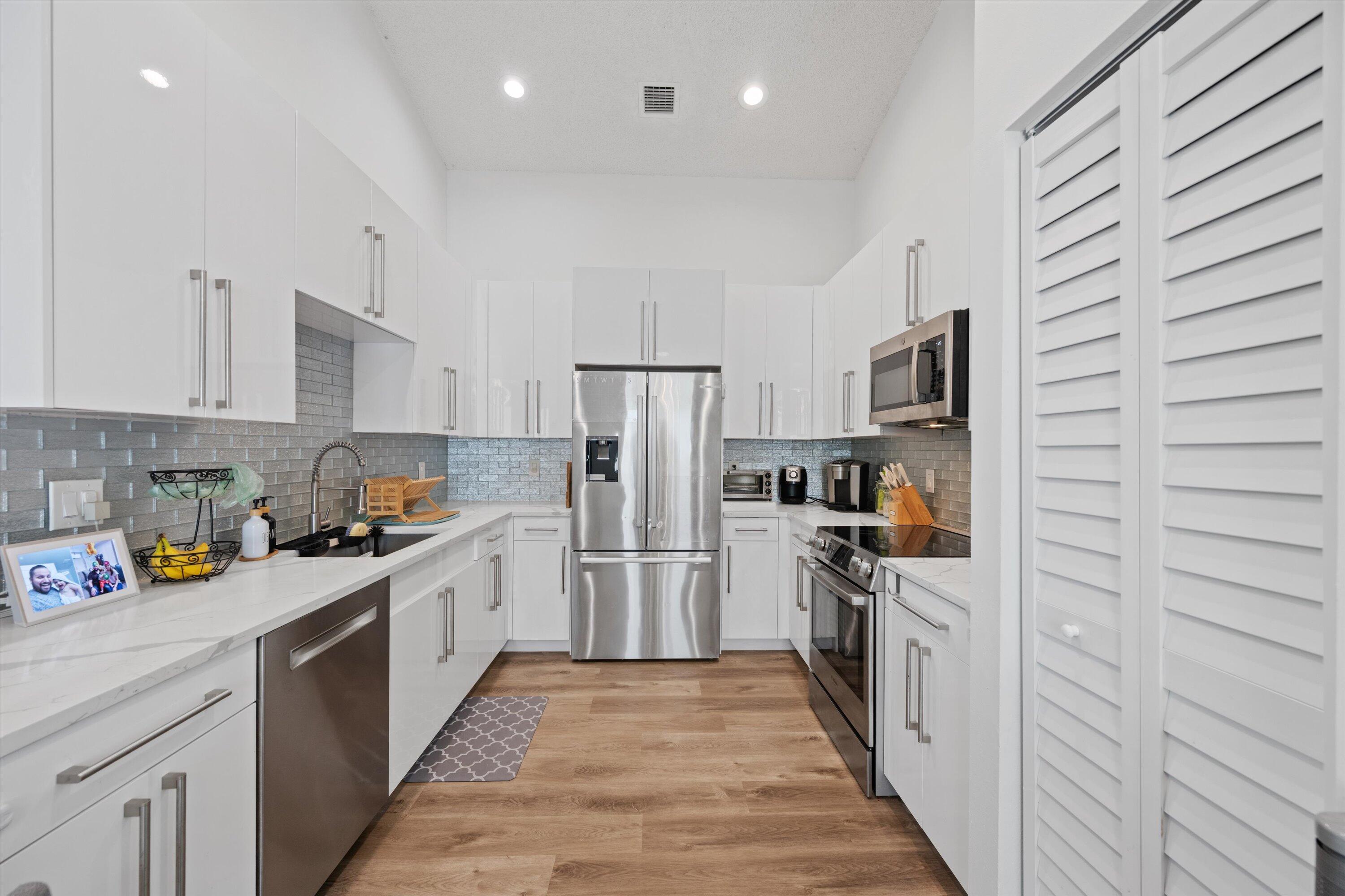 1796 Barnstable Road Wellington, FL 33414 - Photo 13 of 44 12-DSC_0684-Edit
