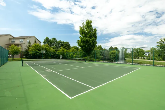 $374,000 | 3039 Barclay Way, Ann Arbor, MI 48105