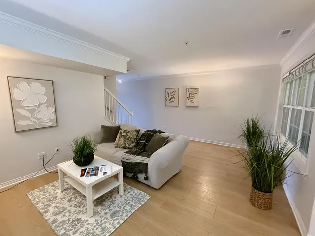 $374,000 | 3039 Barclay Way, Ann Arbor, MI 48105