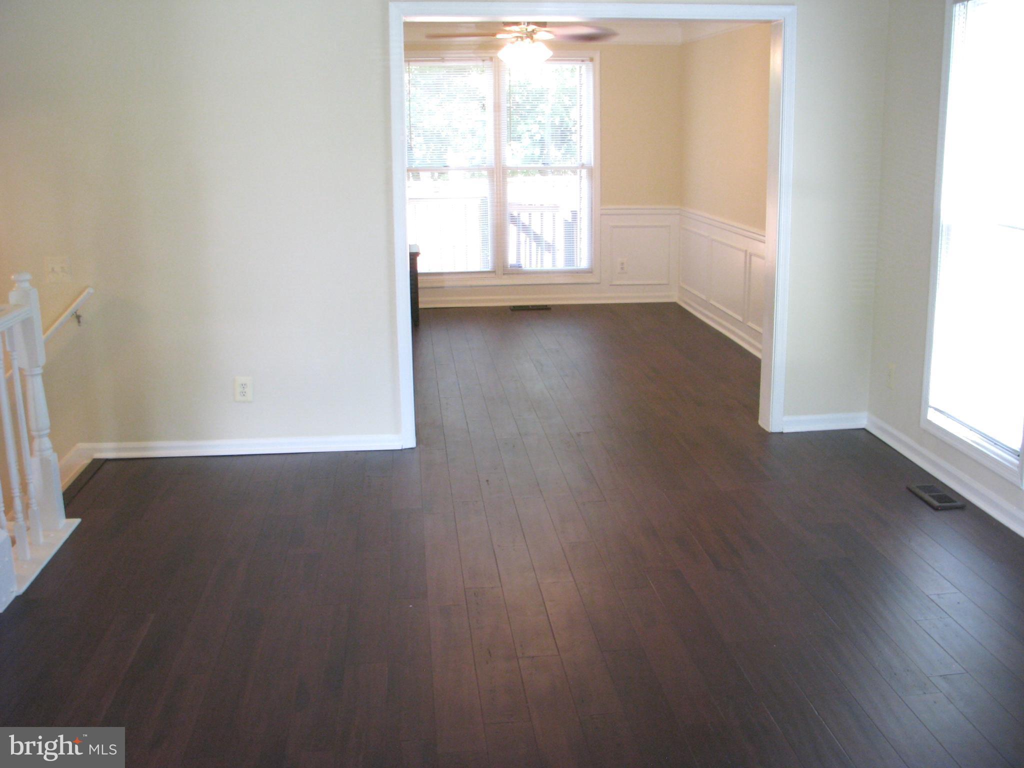 43836 Laburnum Square Ashburn, VA 20147 - Photo 5 of 30 Interior (General)