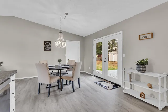 $214,900 | 1024 Maplegrove Road, Jackson, MI 49201