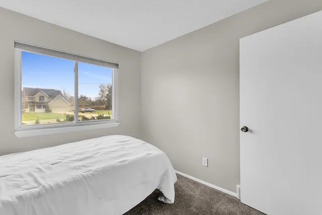 $214,900 | 1024 Maplegrove Road, Jackson, MI 49201