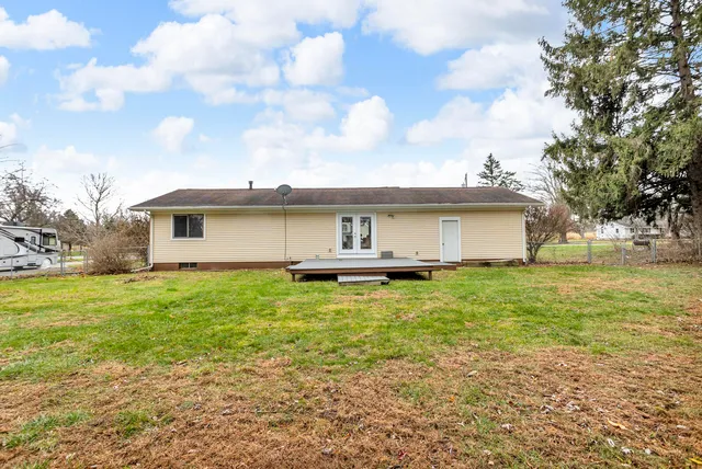 $214,900 | 1024 Maplegrove Road, Jackson, MI 49201