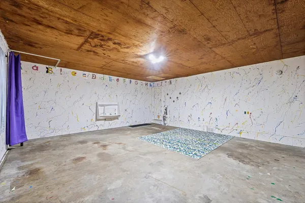 $329,500 | 502 South Piatt Street, Monticello, IL 61856