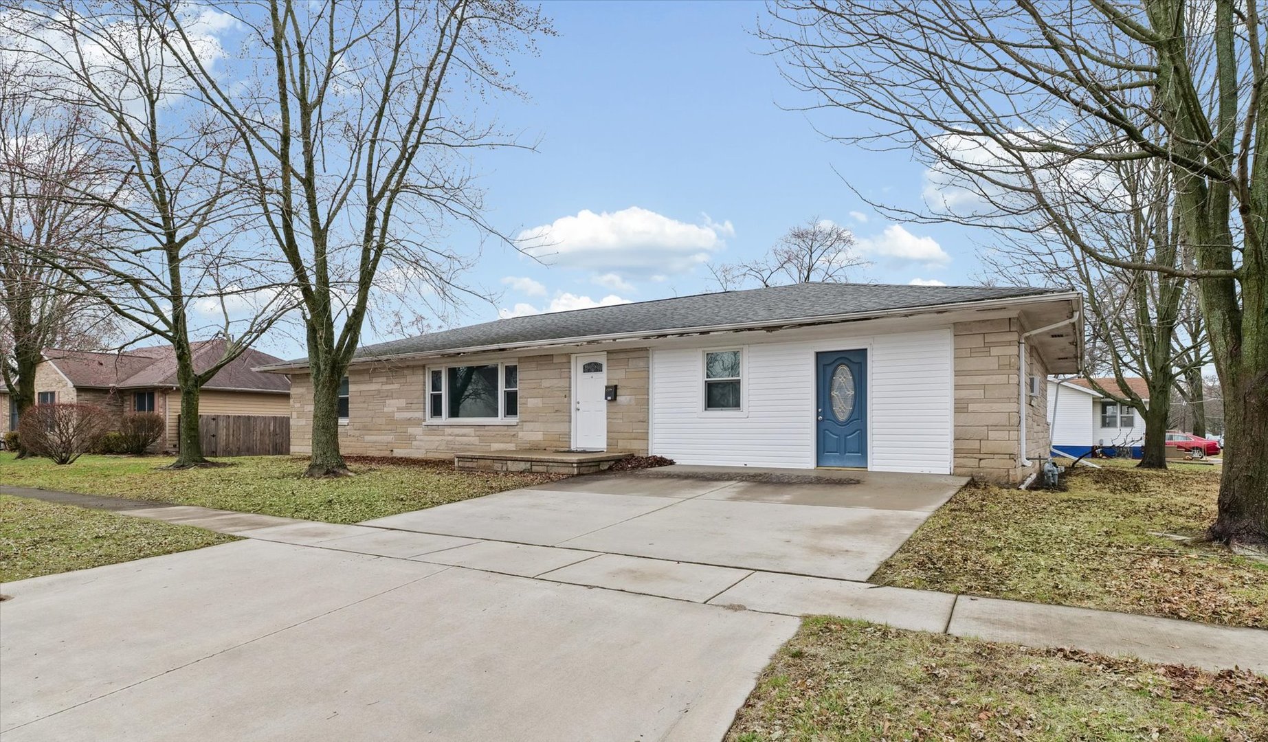 502 South Piatt Street Monticello, IL 61856 - Photo 4 of 35