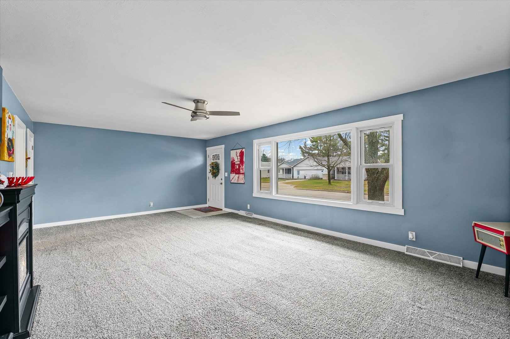 502 South Piatt Street Monticello, IL 61856 - Photo 7 of 35